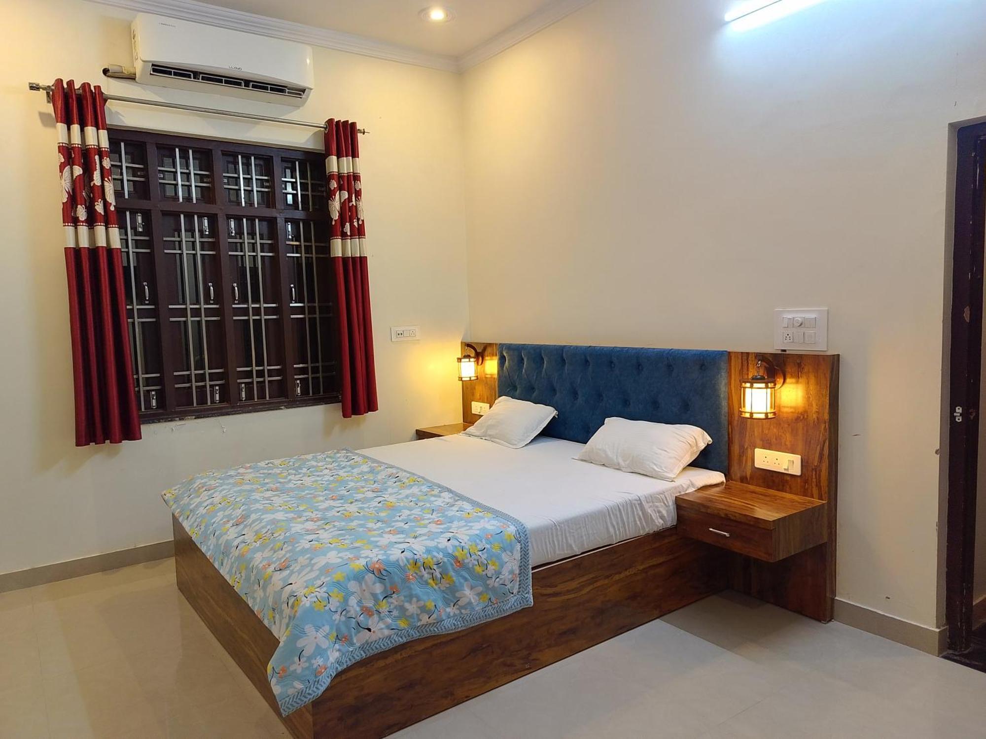 Divine Palace 2* Pushkar